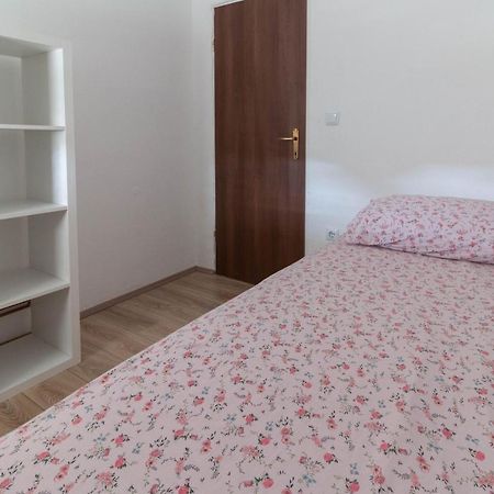 Modern Apartment Sara-Near The Beach ปริฟลากา ภายนอก รูปภาพ