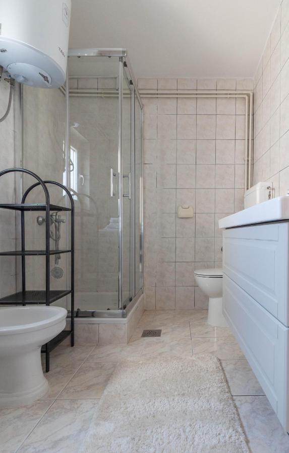 Modern Apartment Sara-Near The Beach ปริฟลากา ภายนอก รูปภาพ