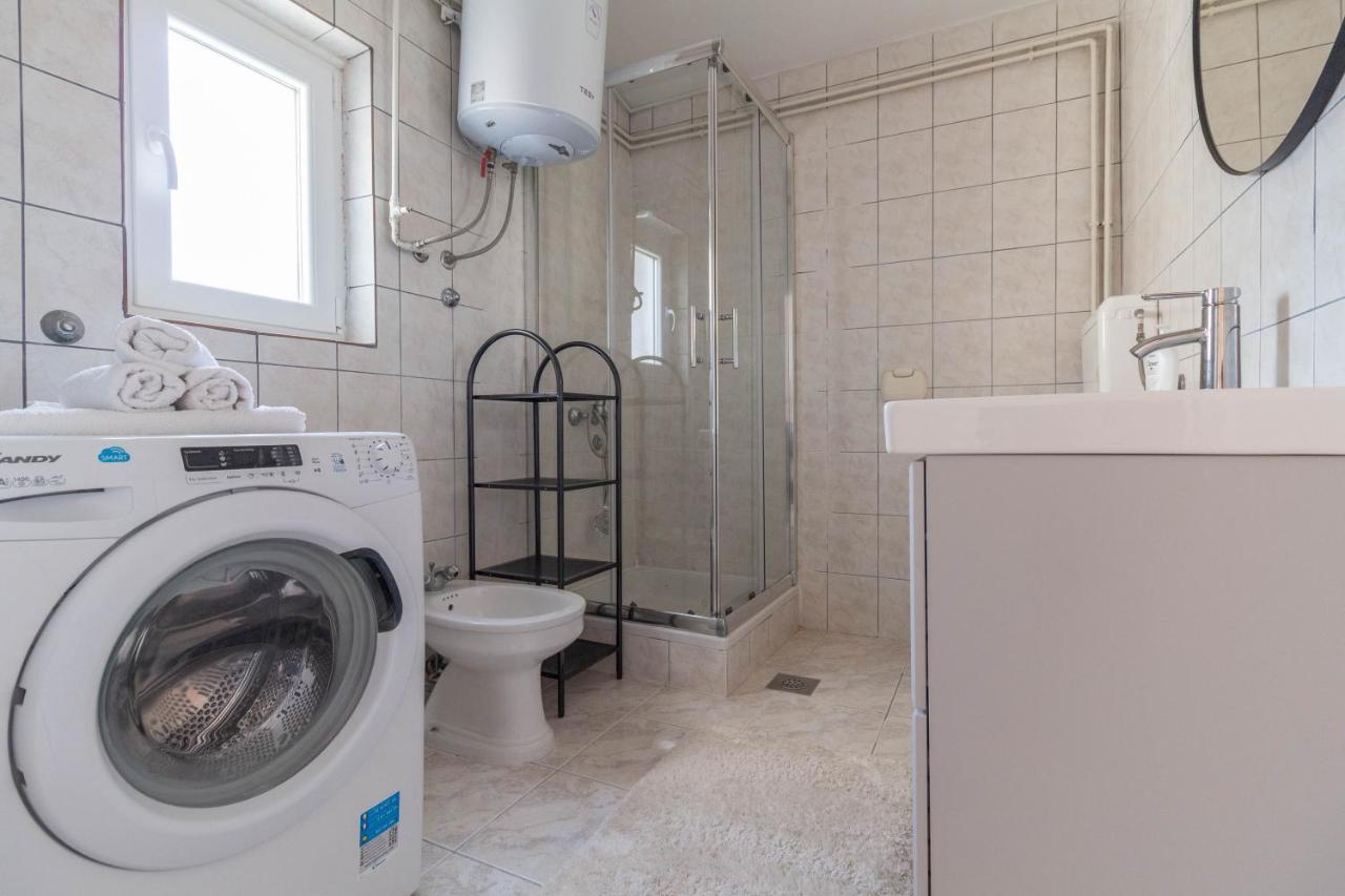 Modern Apartment Sara-Near The Beach ปริฟลากา ภายนอก รูปภาพ