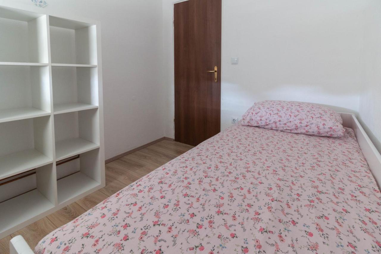 Modern Apartment Sara-Near The Beach ปริฟลากา ภายนอก รูปภาพ